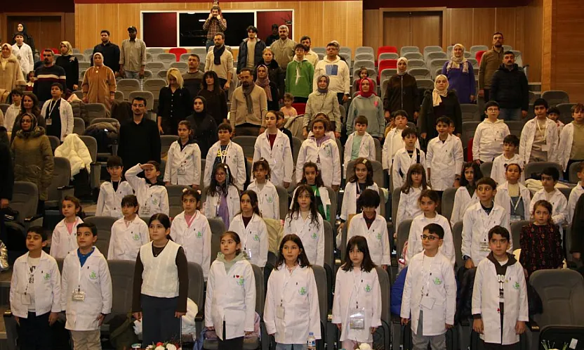 Çocuk Üniversitesi Bilimle Dolu Bir Haftayı Tamamladı