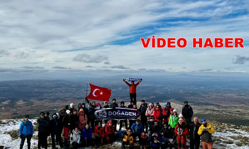 Çökelez Dağı'nda Anlamlı Yürüyüş: Zirvede Türküler Yankılandı