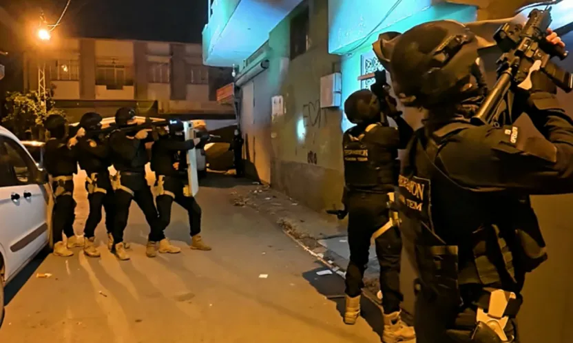 DAİŞ'e Darbe: 21 İlde 357 Gözaltı