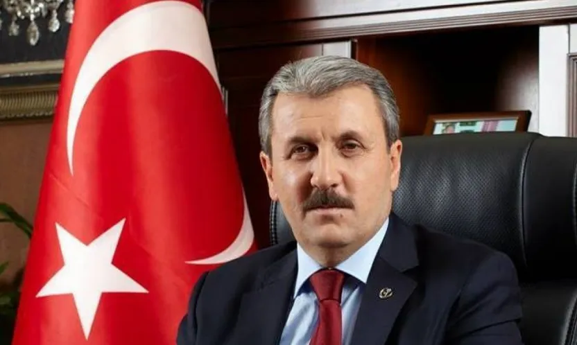 Destici: 'Şeriat, İslam ve Adalet Demektir İnançlarımız Hafife Alınamaz'