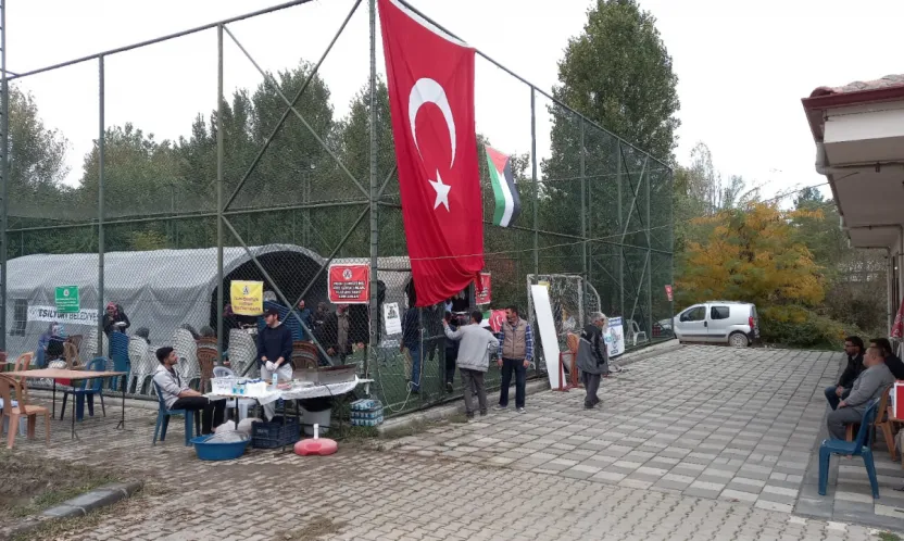 Dilek Mahallesi'nde Gazze İçin Yardım Kermesi Düzenlendi