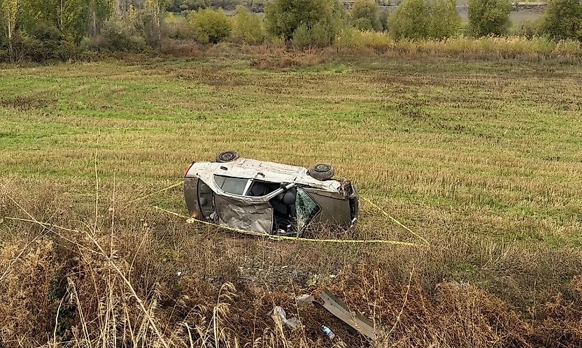Doğanşehir'de Feci Kaza! Takla Atan Otomobilde 2 Kişi Yaralandı
