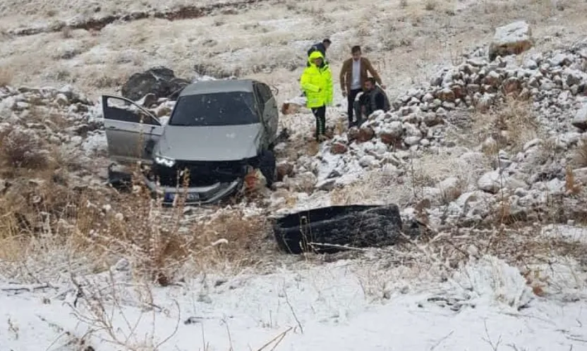 Doğanşehir'de Kar Yağışı Kazaya Neden Oldu: 1 Yaralı