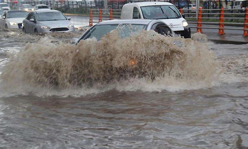 Doğu ve Güneydoğu'da sağanak alarmı: 19 il sarı kodda