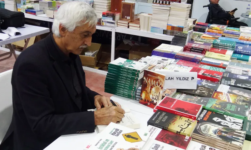 Eğitimci-yazar Yıldız: Namazı cehennemle değil, hikmetiyle sevdirelim