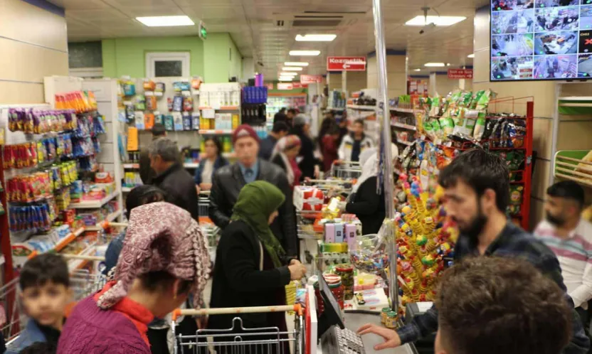 Ekonomistler: Aylık Enflasyon Yüzde 2-3 Arasında Artabilir