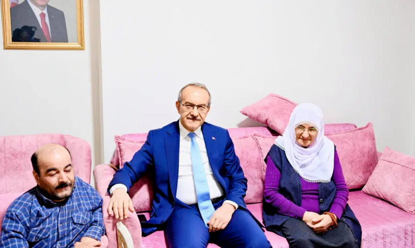 Engelli Birey Abdullah Muhan'a Anlamlı Doğum Günü Sürprizi