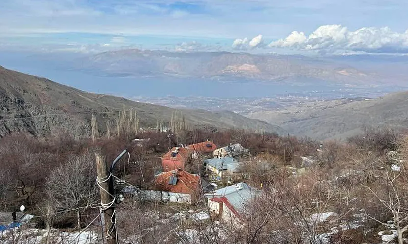 Erkan Çetinkaya'dan Sert Çıkış: 'Toprağın Altındaki Bakır, Üstündeki Yaşamdan Değerli Değil'