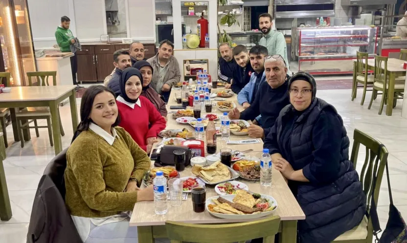 Geçmişin Anıları, Bugünün Dostluğu: Malatya'da Tekvando Hakemleri Bir Araya Geldi