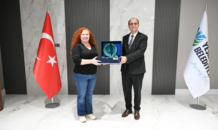 'Gençlik Ve Ailem' Temalı 1.Kısa Film Yarışması Konuklarından Başkan Geçit'e Ziyaret!