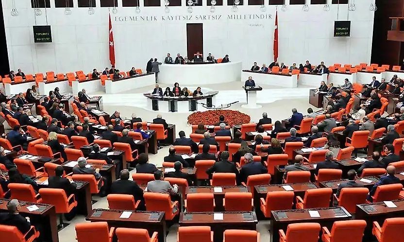 Genel Kurulda Türk Kızılay Kanunu Teklifi