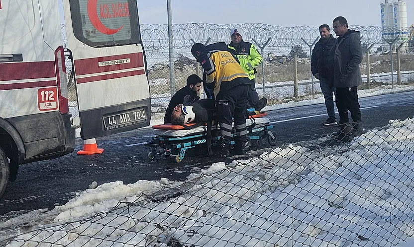 Havaalanı Yolu'nda Minibüs Kazası: 1 Yaralı