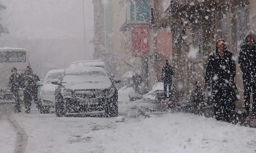 İçişleri, 10 ilde beklenen sağanak, fırtına ve kar hakkında uyardı