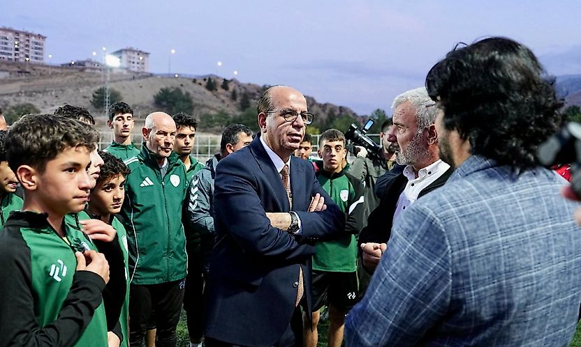 İlhan Geçit, Yeşilyurtspor'un Geleceğin Yıldızlarıyla Buluştu