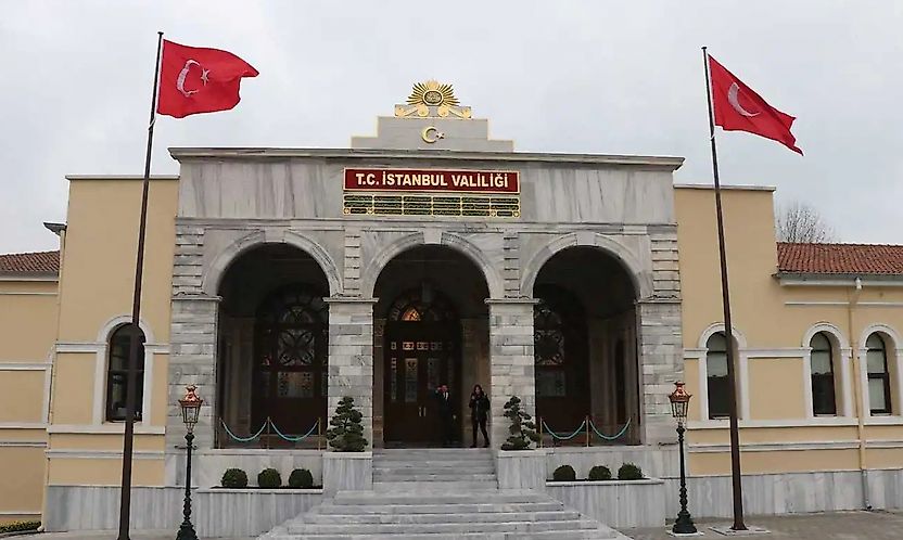 İstanbul'da yağış nedeniyle can kaybı 3'e yükseldi, 4 kişi kayıp
