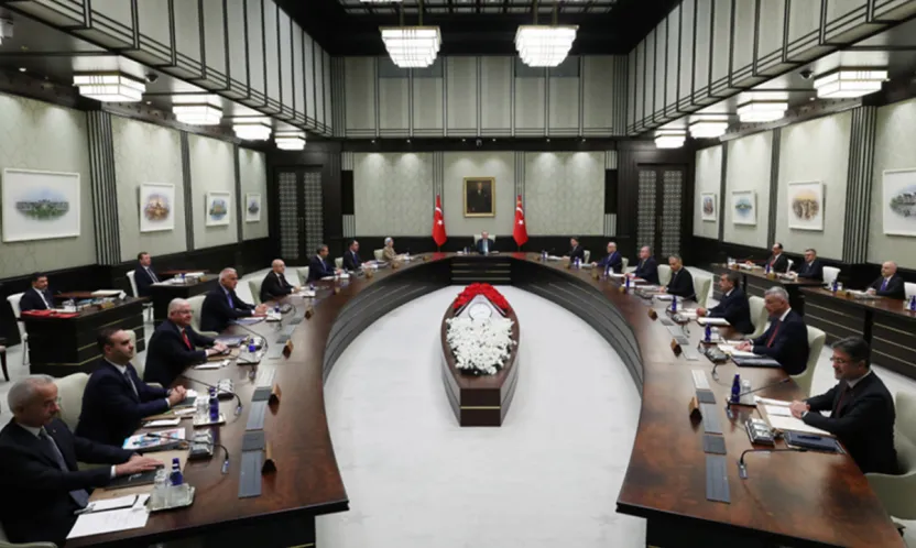 Kabine Beştepe'de toplanıyor: Güvenlik, asgari ücret ve 'yasa dışı' bahis masada