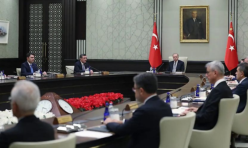 Kabine yarın toplanıyor: Gündem fon soruşturması
