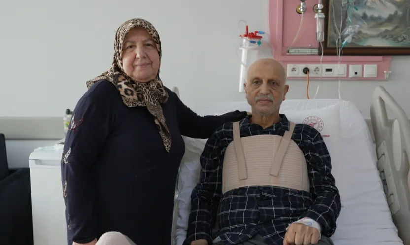 Kalbinde Tümör ve Üç Damarı Tıkalıydı: Malatya'da 5 Saatlik Hayat Kurtaran Operasyon