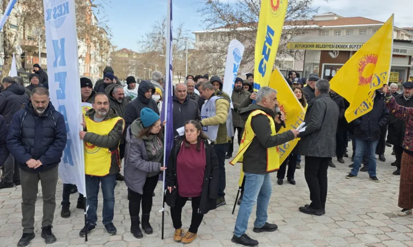 Kamu Emekçileri Sokakta: 'Emeğimizin Karşılığını İstiyoruz'