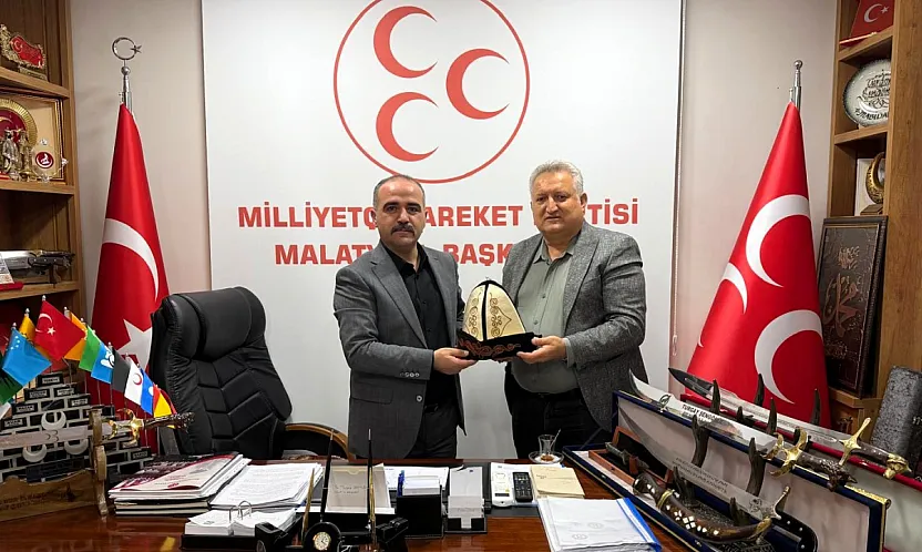 Kırgızistan'dan Malatya'ya Uzanan Dostluk: Ak Kalpak Takdim Edildi