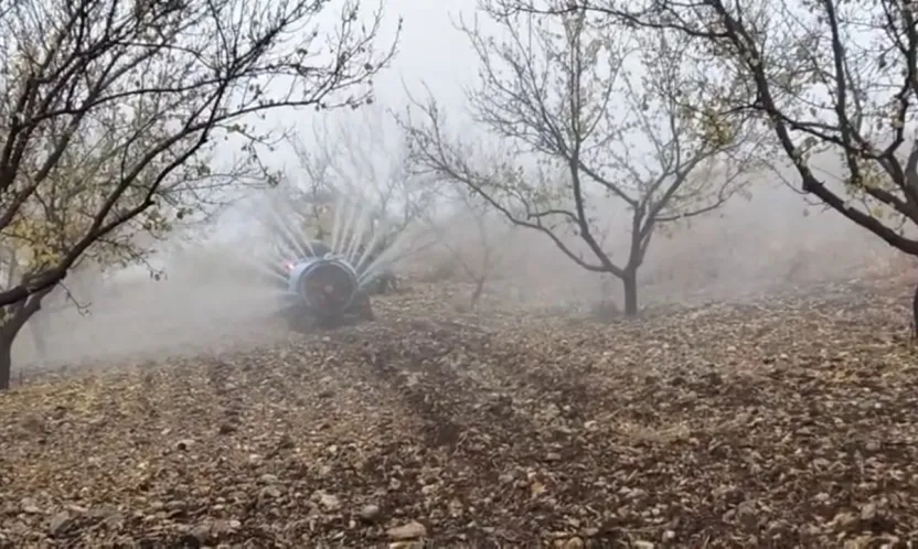 Kış Öncesi Son Dokunuş: Yeşilyurt'ta Kayısı Bahçeleri İlaçlanıyor