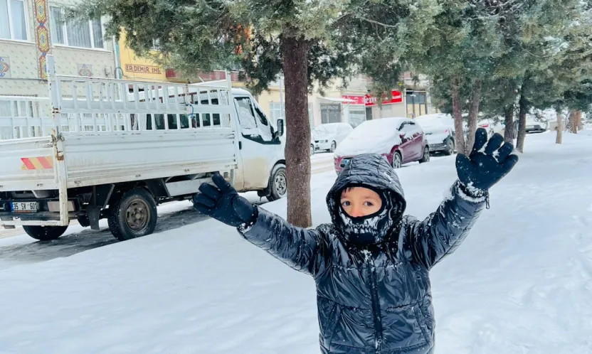 Lapa Lapa Kar Yağdı, Malatya Beyaza Büründü