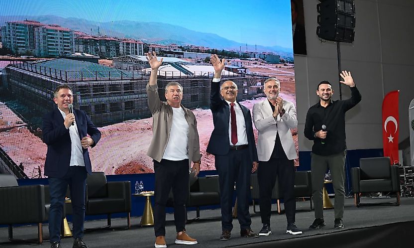 Malatya Büyükşehir Belediyesi Tarafından 'Spor Zirvesi' Düzenlendi