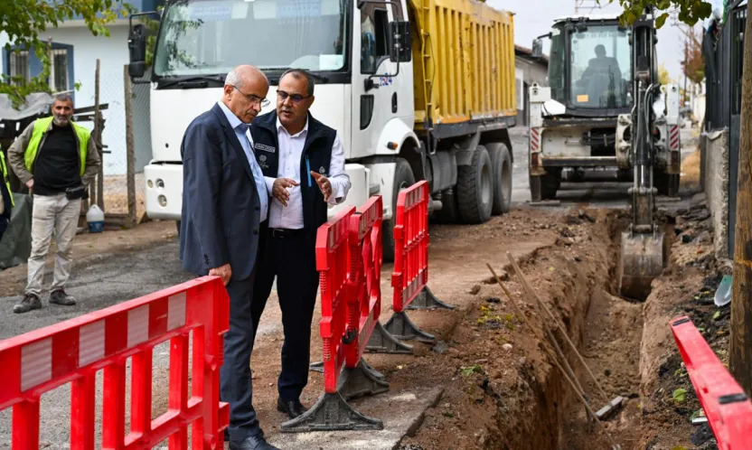 Malatya'da 95 Kilometrelik İçme Suyu Hattı Yenileniyor: Başkan Sami Er Çalışmaları İnceledi