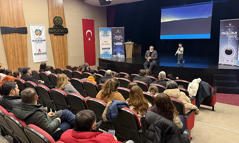 Malatya'da Bilim Kafe Coşkusu: Uzay Kaşifleri Ailece Bilim Macerasında