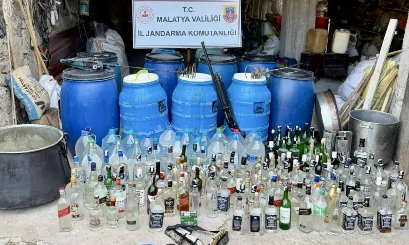 Malatya'da Halk Sağlığını Tehdit Eden Kaçak Rakı Üretimine Darbe