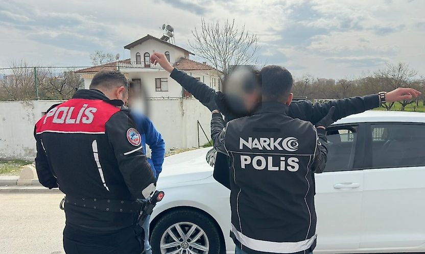 Malatya'da Okul Çevrelerinde Güvenlik Alarmı: Denetimler Sıklaştırıldı