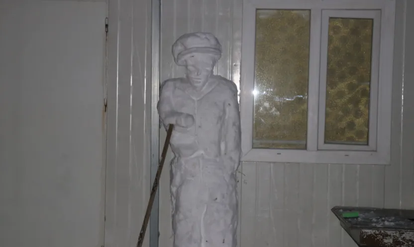 Malatya'da Sıradışı Kardan Heykel