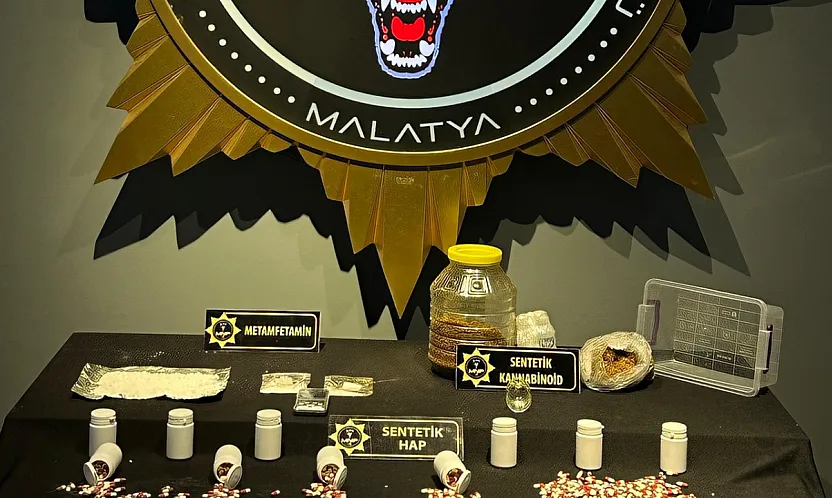 Malatya'da Uyuşturucu Operasyonu: 1.166 Hap, 827 Gram Bonzai Ele Geçirildi