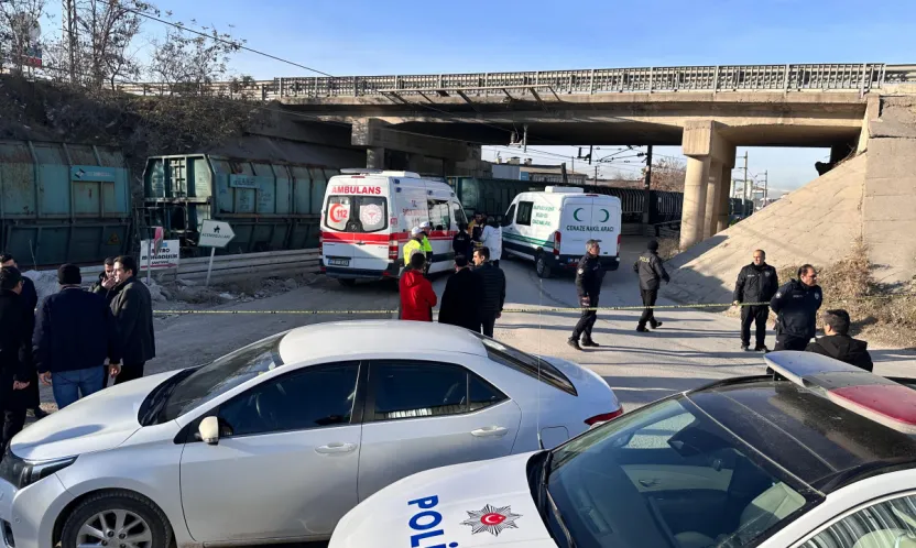 Malatya'da Yük Treni Can Aldı: Lise Son Sınıf Öğrencisi Öldü