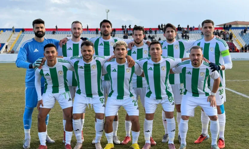 Meclisten Oy Birliği: 4 Katlı Tesis Yeşilyurtspor'un Oldu