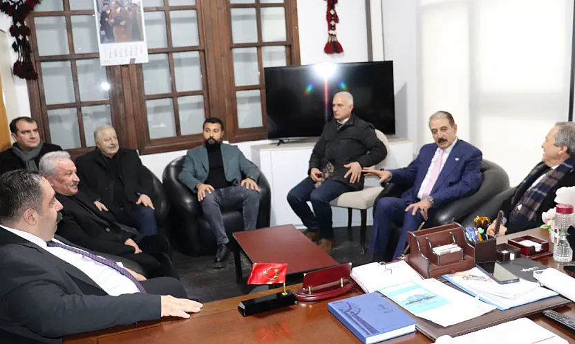 MESOB Başkanı Keskin'den Milletvekillerine Tepki: '400-500 Bin Yetmiyorsa, 20 Binle Emekli Nasıl Geçinsin?'