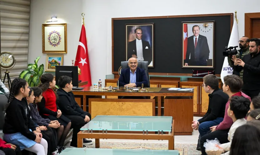 Minik Yüreklerden Başkan Er'e Anlamlı Ziyaret