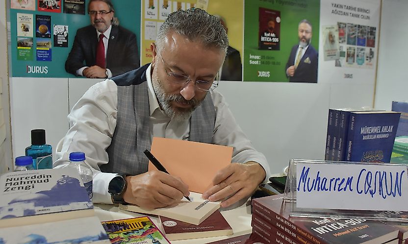 Muharrem Coşkun Malatya Kitap Fuarı'ndan Memnun: 'İlgi Bizi Teşvik Ediyor'