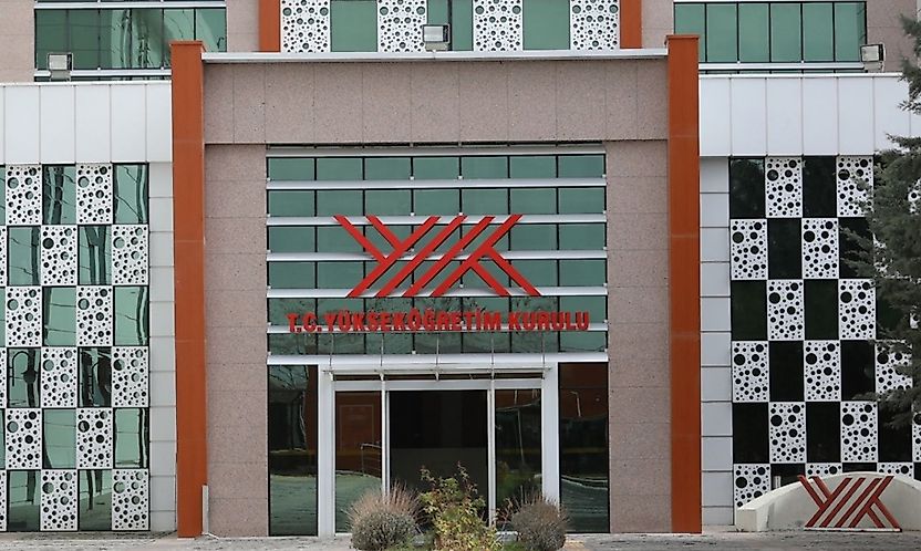 Öğrenci Affından Yararlananlara Yatay Geçiş Müjdesi! YÖK Yeni Kuralı Açıkladı