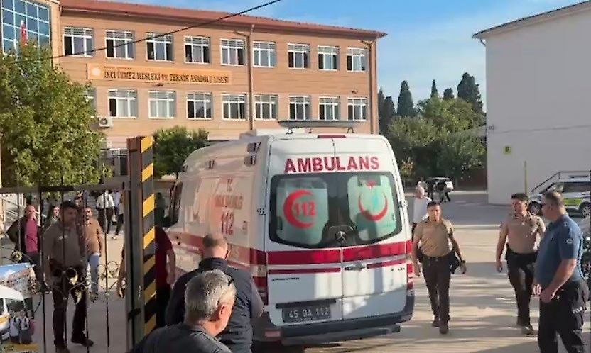 Okul Yakınında Silahlar Patladı: Yaralılar Arasında Öğrenciler de Var