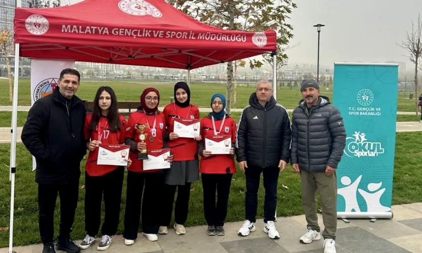 Okulsporları Oryantring İl Birinciliği 100. Yıl Parkı'nda Heyecanla Gerçekleşti