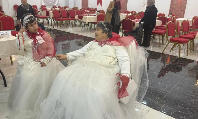 Özel Bireyler İçin Duygu Yüklü Kına Gecesi