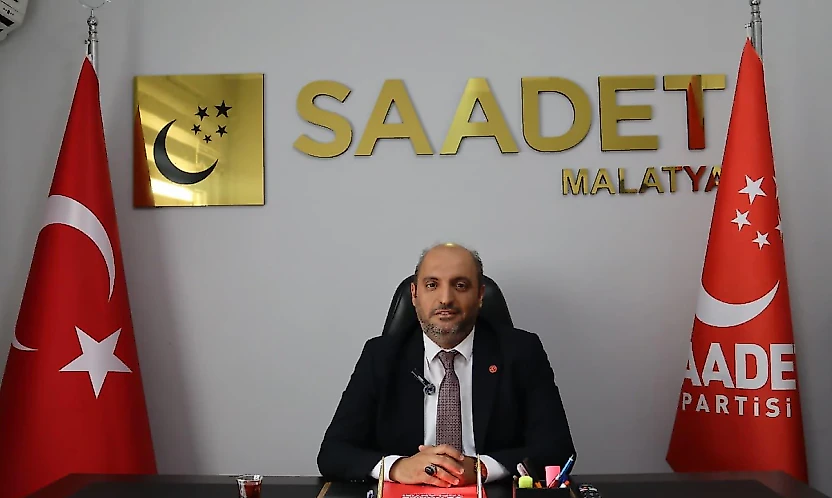 Paşahan: 'Recai Kutan, Ömrünü Milletine ve İnancına Adadı'