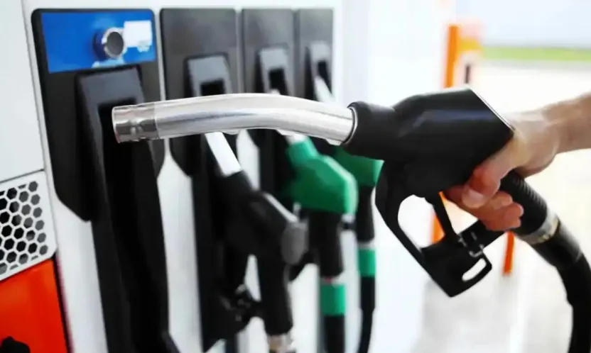 Petrol Fiyatlarındaki Düşüş Pompaya Yansıyor