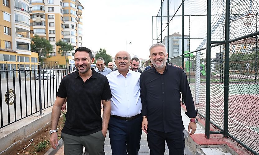 Tanju Çolak ve Hami Mandıralı Malatya'daki Spor Tesislerine Hayran Kaldı