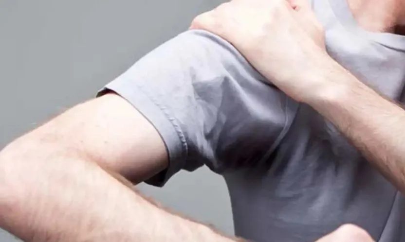 Tedavi edilmeyen omuz ağrıları kalıcı hasara yol açabilir