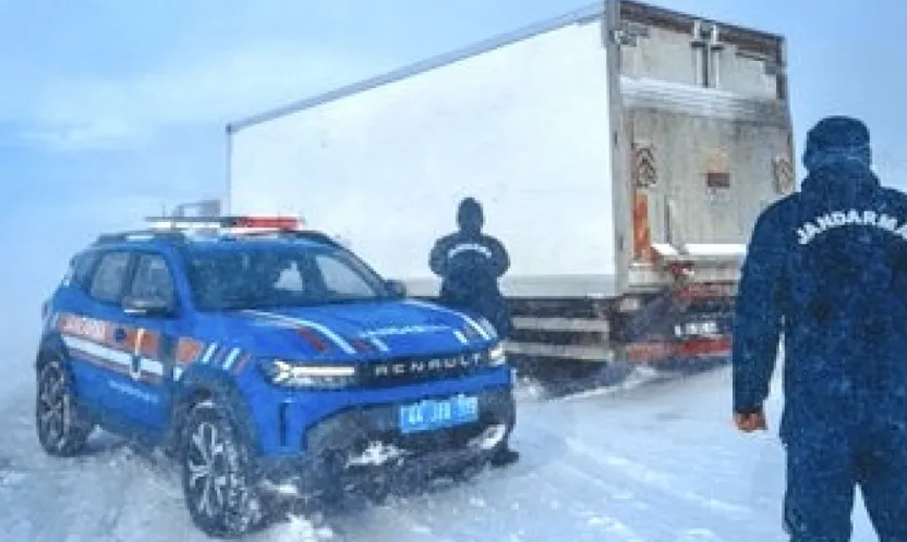 Tipi Engeli Kalktı, Darende Yollarında Trafik Normale Dönüyor