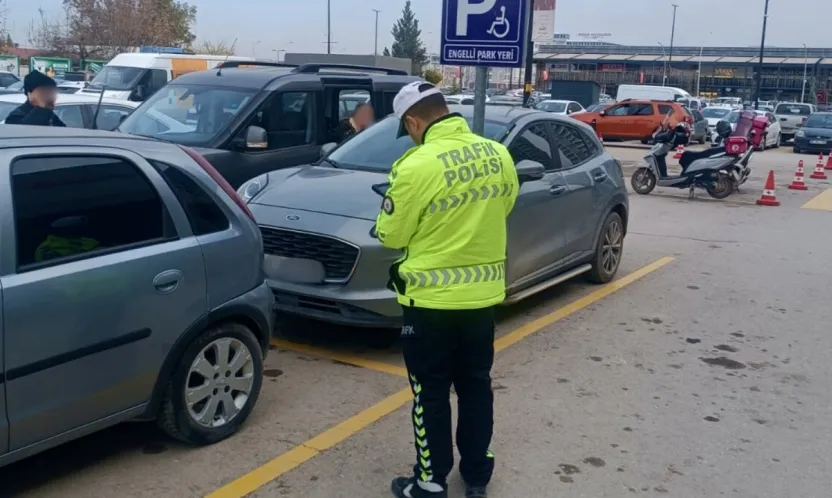 Trafik Ekipleri Engelli Park Alanlarını Mercek Altına Aldı