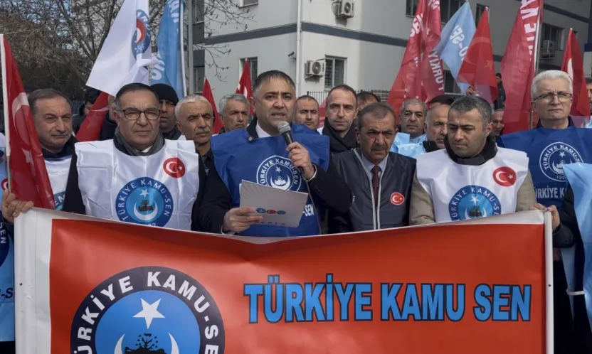 Türk Kamu-Sen'den 'İnsanca Yaşam, Adil Ücret' Çağrısı