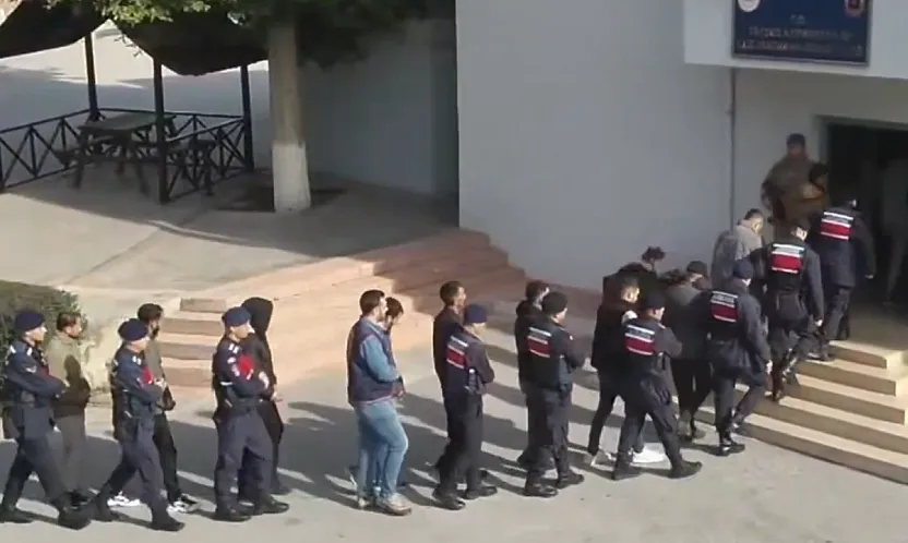 Üç ilde uyuşturucu operasyonu: 123 şüpheli yakalandı